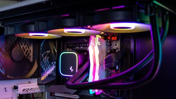خنک کننده مایع پردازنده دیپ کول LE720 360mm ARGB